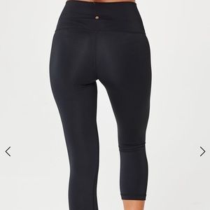 Spiritual gangster crop leggings